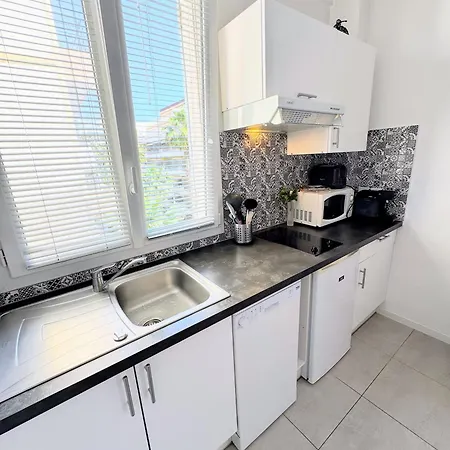 Des Iles * Juan-les-Pins